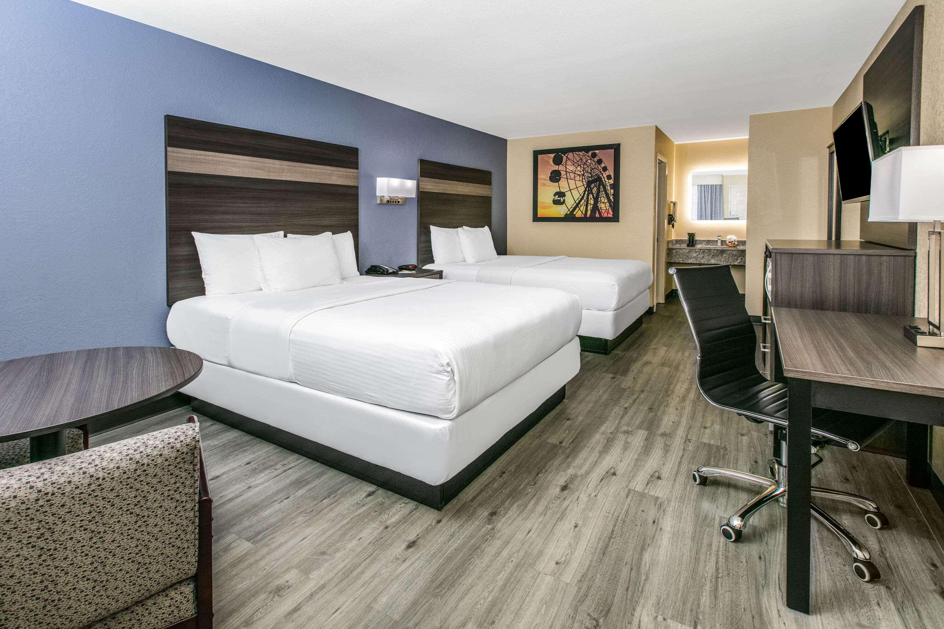 Days Inn By Wyndham Waco Near Downtown University Экстерьер фото