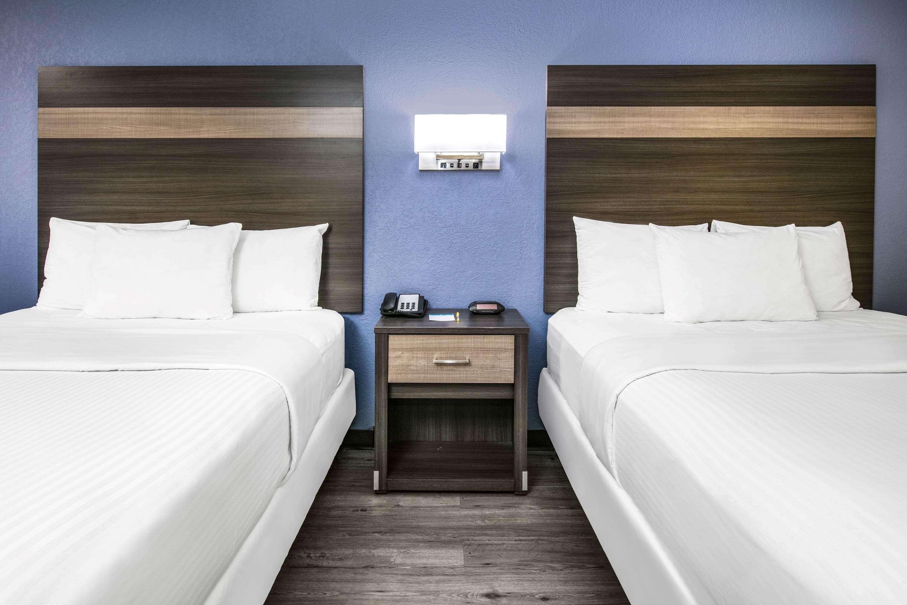 Days Inn By Wyndham Waco Near Downtown University Экстерьер фото